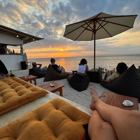 The Edge Lembongan Villa Bagian luar foto