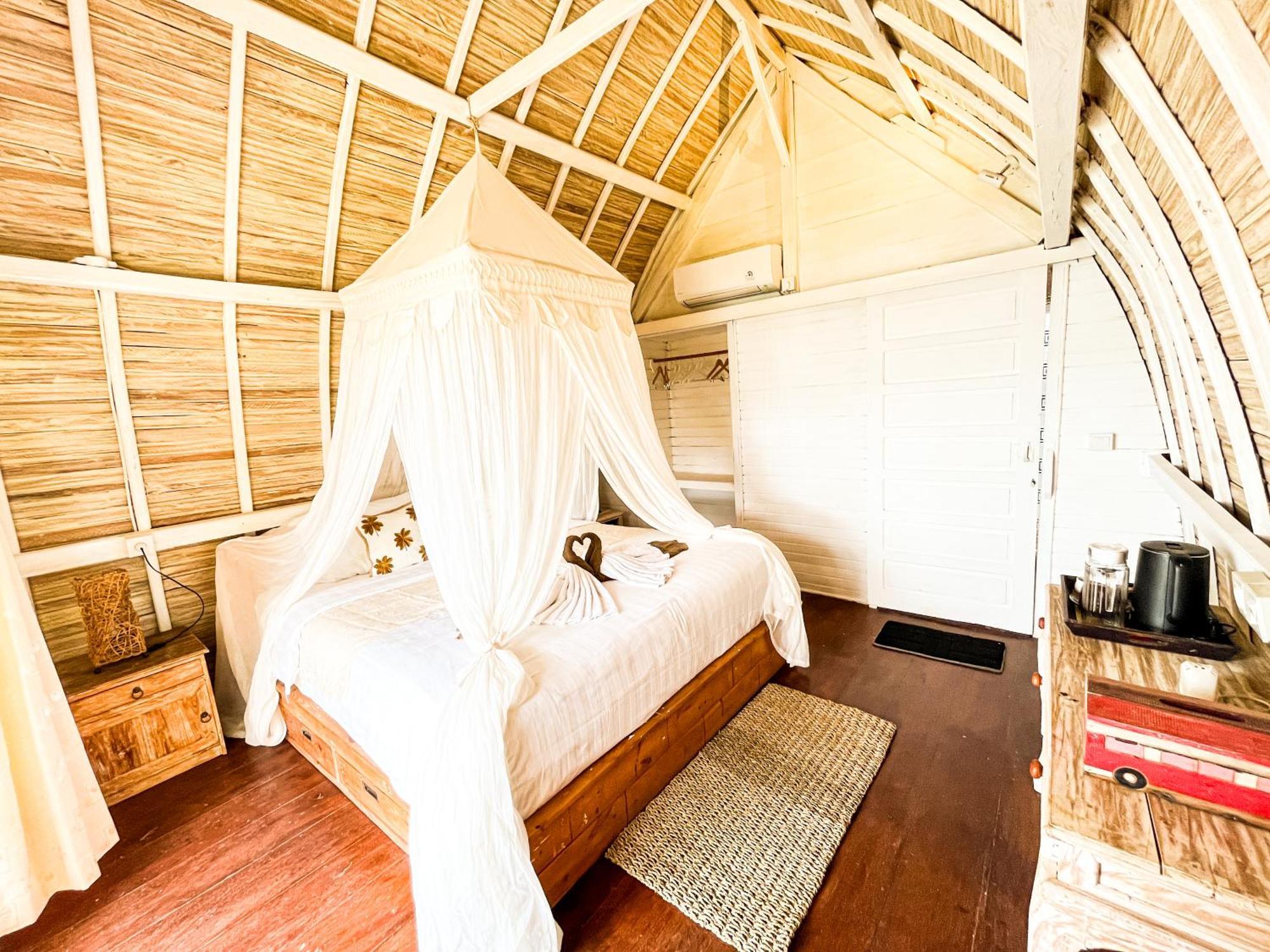 The Edge Lembongan Villa Bagian luar foto